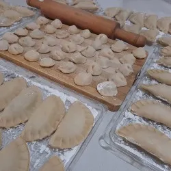 سمبوسك جبنة مفرزة