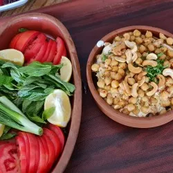 وجبة فتة حمص